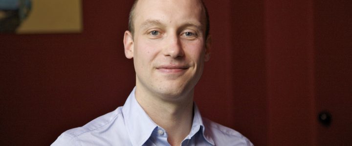 32. Dr. Meinald Thielsch:<br />User Experience – Die Psychologie im Webdesign
